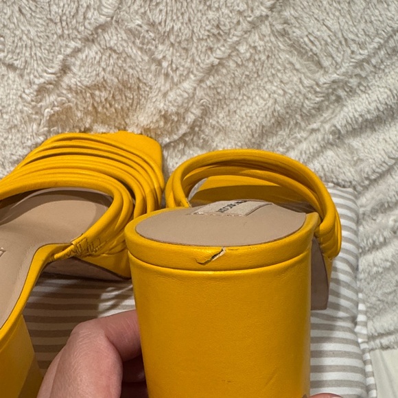 ANTONIO MELANI Yellow Strappy Platform Sandals - Picture 5 of 7